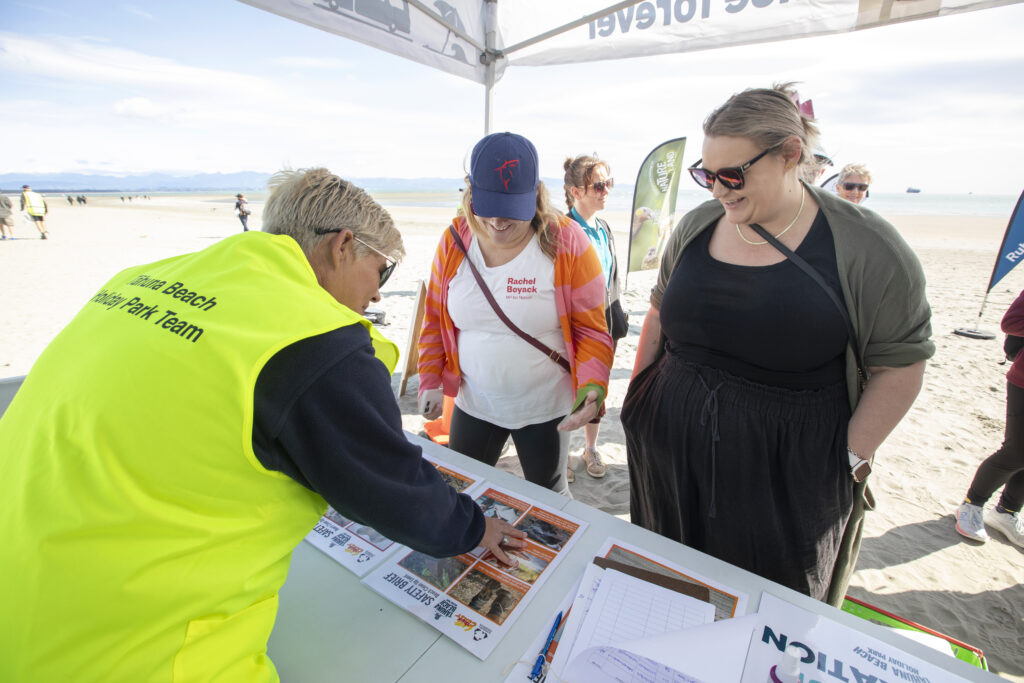 Picture by Tim Cuff 28 September 2024 - Tāhuna Beach Holiday Park clean-up at Tāhuna Beach, Nelson, New Zealand