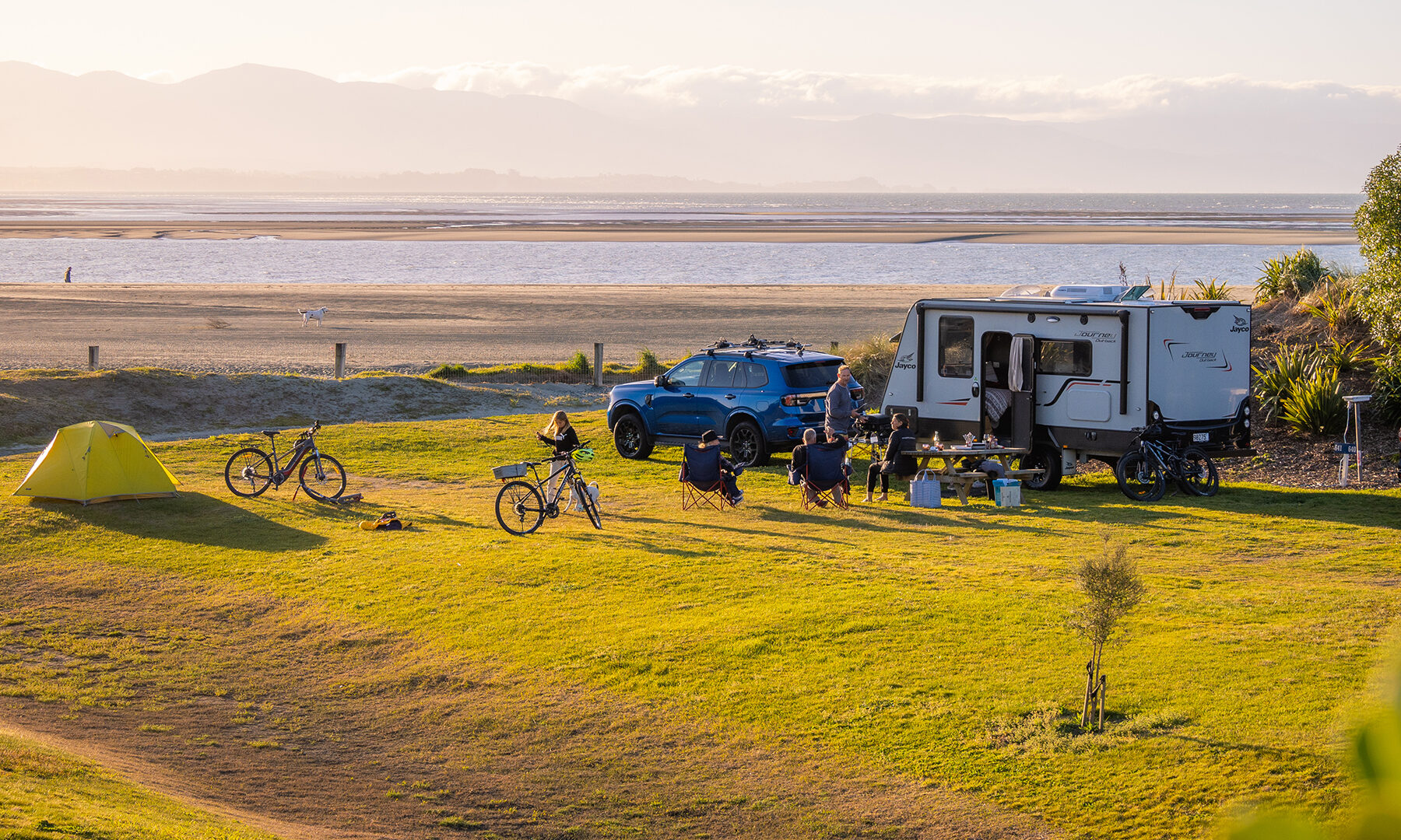 Tāhuna Beach Holiday Park