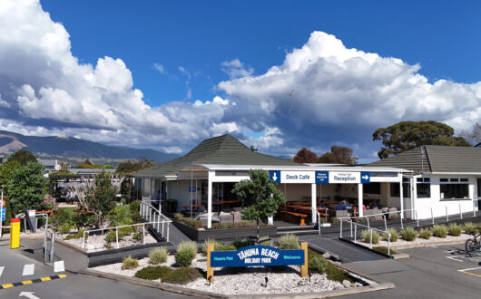 Tāhuna Beach Holiday Park entrance and Cafe