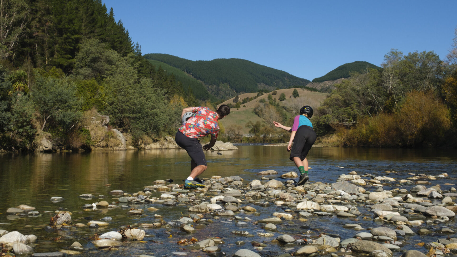 Great Taste Trail Ngatimoti And Pokororo Section - Credit Chocolate Dog Photography Great Taste Trail Ngatimoti And Pokororo Section - Credit Chocolate Dog Photography