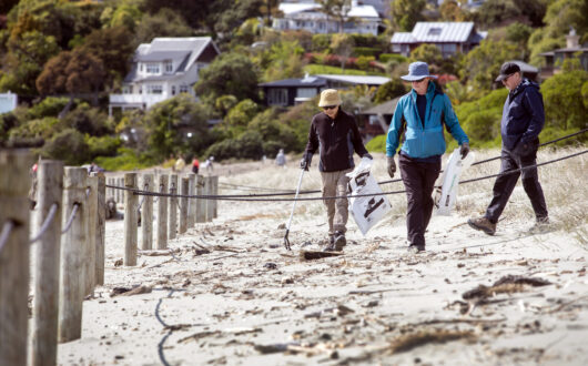 Picture by Tim Cuff 28 September 2024 - Tāhuna Beach Holiday Park clean-up at Tāhuna Beach, Nelson, New Zealand