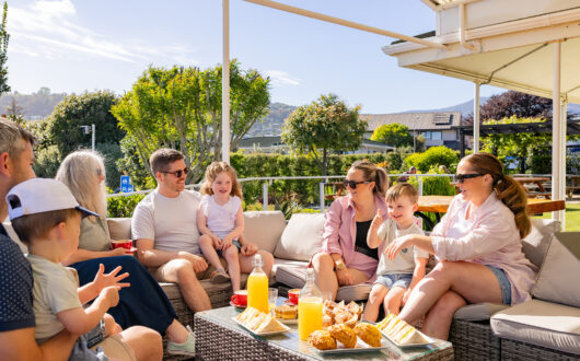 Group enjoying brunch at the on-site Cafe
